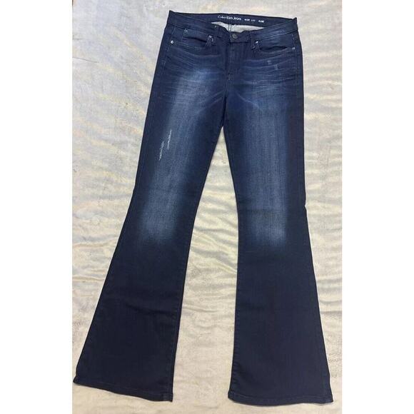 Calvin Klein Women's Jeans Flare Mid-Rise Y2K Dark Wash Size 30 Clean Corp Busin - Picture 1 of 6